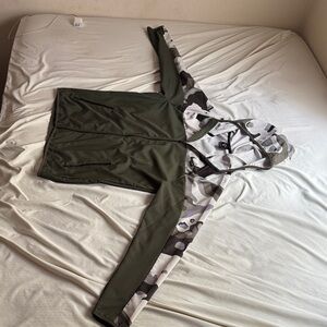 Nike Men's Olive and Camo Zip-Up Sweater